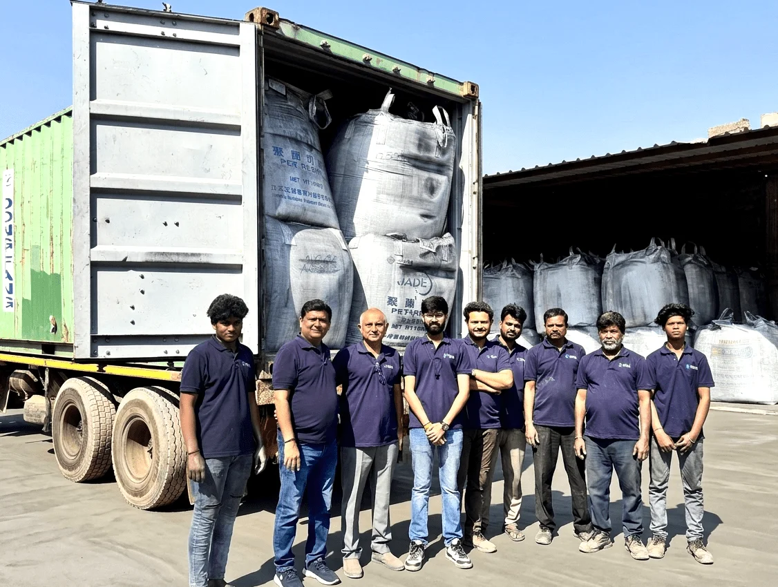 Momentum Minerals Team